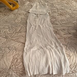 DEVON WINDSOR White Skirt Set